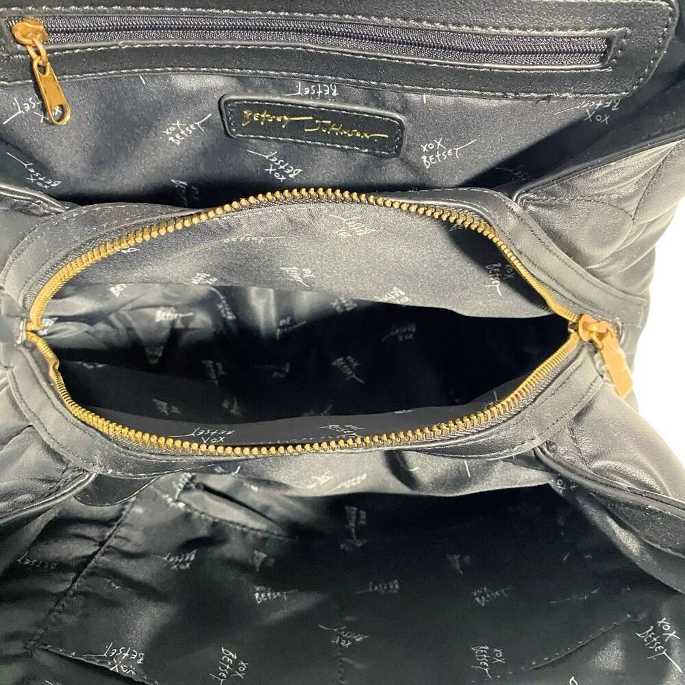 Betsey Johnson Black Heart Quilted Satchel Handbag Purse With Pink Bear Charm - Picture 9 of 12